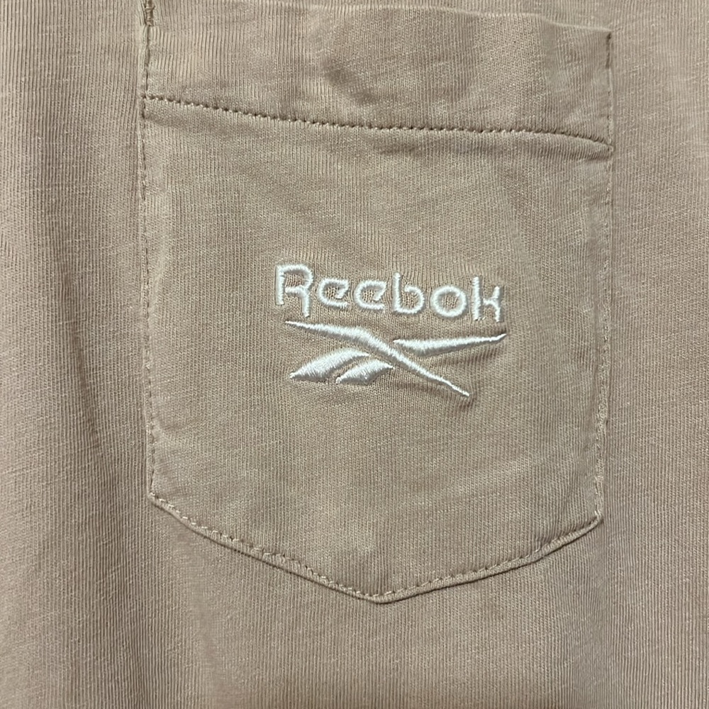 Men’s Reebok Tee - Picture 3 of 6